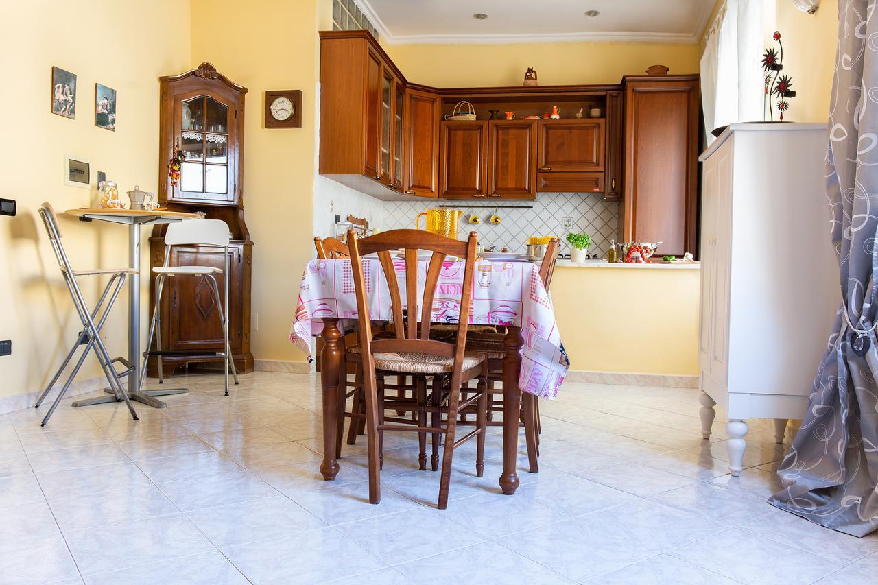 B&B Casa Fusco Fondi Luaran gambar