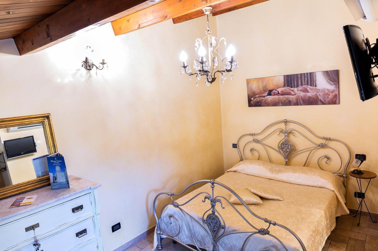 B&B Casa Fusco Fondi Luaran gambar
